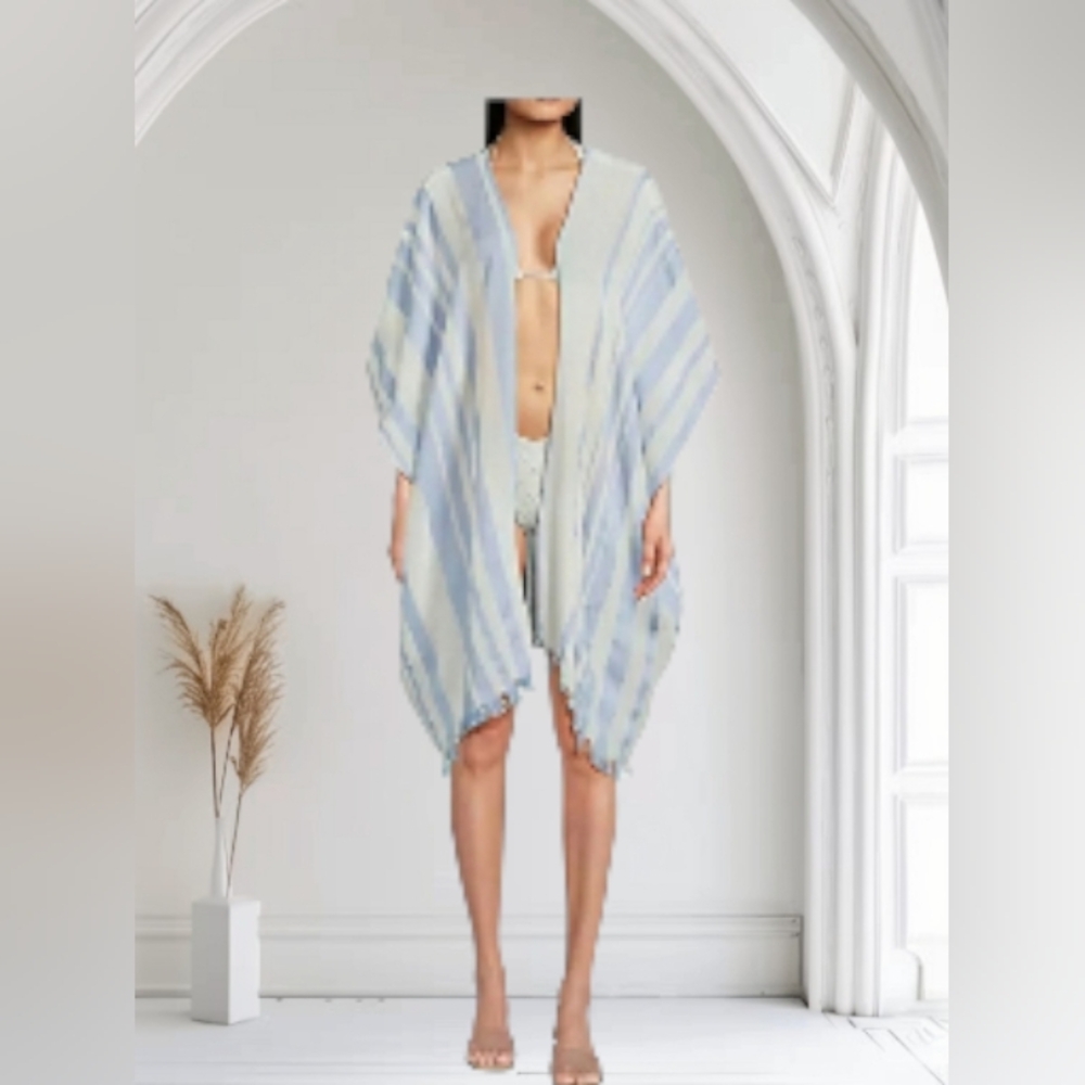 DILLARDS DENIM BLUE & WHITE BOHEMIAN STYLE KIMONO RAW HEMLINE ONE SIZE LNC